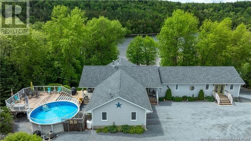 15 Belleview Crt, Kingston, NB, E5N2B4 | Card Image