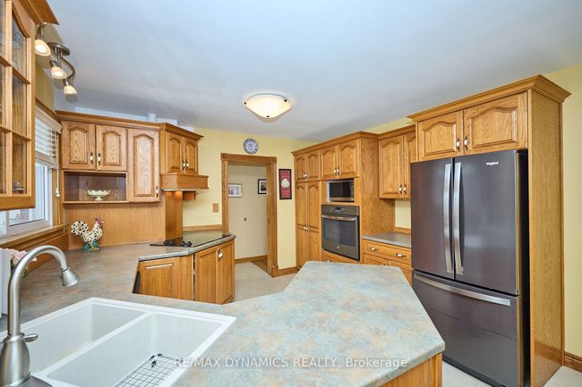 34 Barron St, House other with 3 bedrooms, 1 bathrooms and 3 parking in Welland ON | Image 13