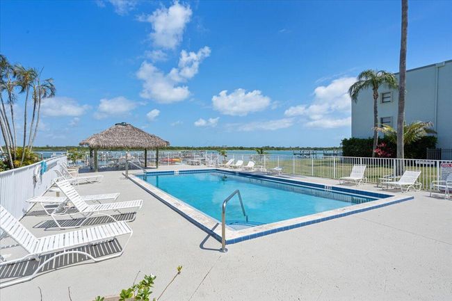 6 - 1300 Seaway Dr, Condo with 2 bedrooms, 2 bathrooms and null parking in Fort Pierce FL | Image 32
