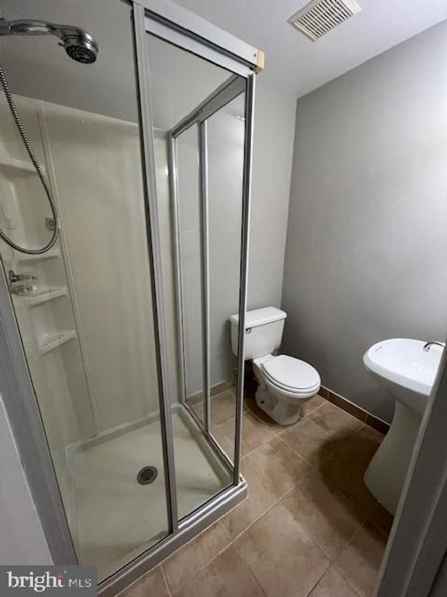 18509 Grackle Way, Townhouse with 3 bedrooms, 4 bathrooms and null parking in GAITHERSBURG MD | Image 19