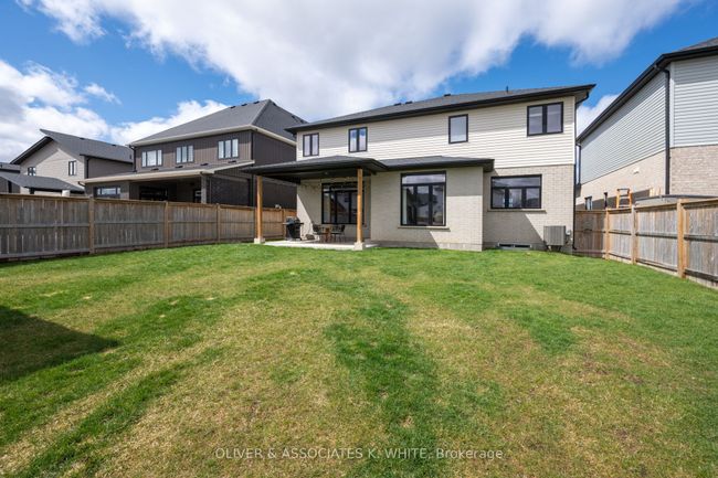 6345 Old Garrison Blvd, House other with 4 bedrooms, 3 bathrooms and 2 parking in London ON | Image 42