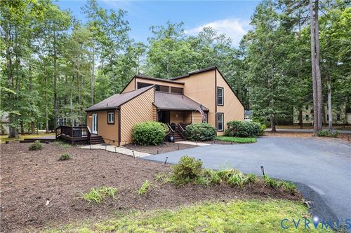 3200 Hunts Bridge Ct, Midlothian, VA, 23112-4439 | Card Image