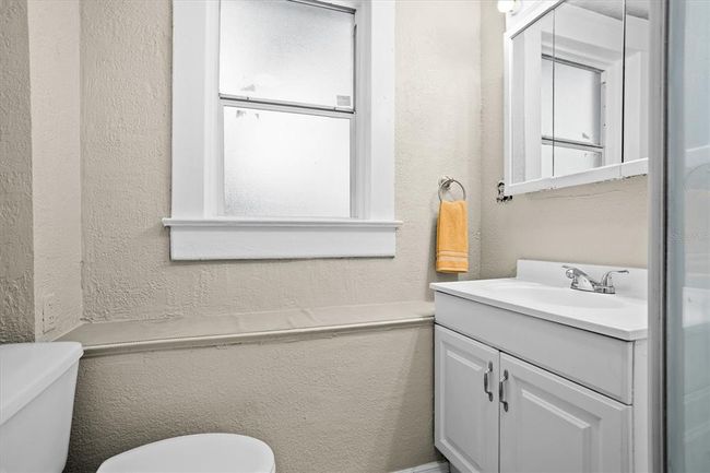 APT-2 - 527 8 Th St N, Condo with 4 bedrooms, 3 bathrooms and null parking in St Petersburg FL | Image 15
