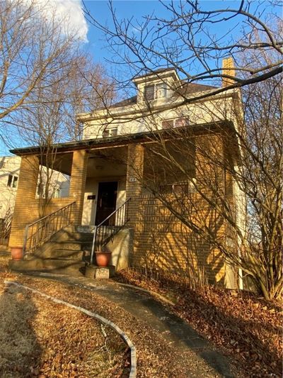 17 Elwyn Ave, House other with 4 bedrooms, 1 bathrooms and 1 parking in Collier Twp PA | Image 1