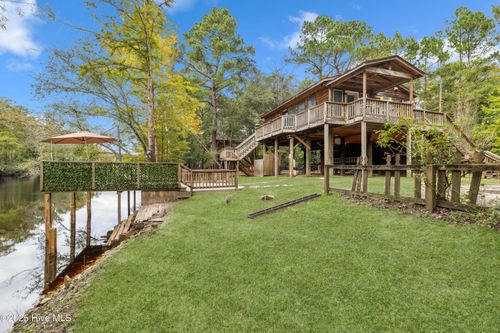 789 River Bend Dr, Burgaw, NC, 28425-7948 | Card Image