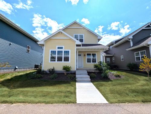 26 Windflower Way, MOUNT HOREB, WI, 53572-9201 | Card Image