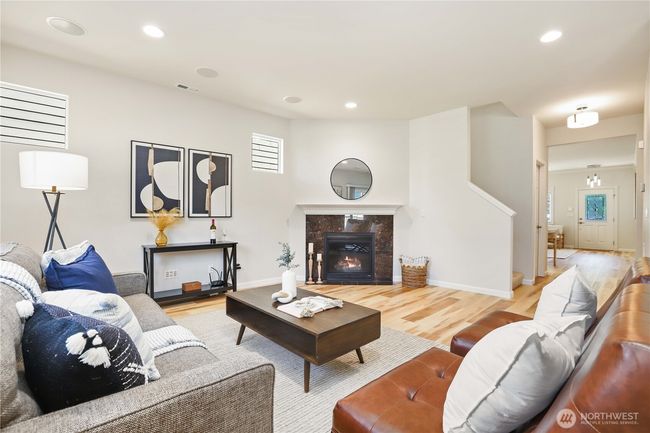20317 124 Th Ave Ne, Townhouse with 3 bedrooms, 3 bathrooms and 4 parking in Bothell WA | Image 6