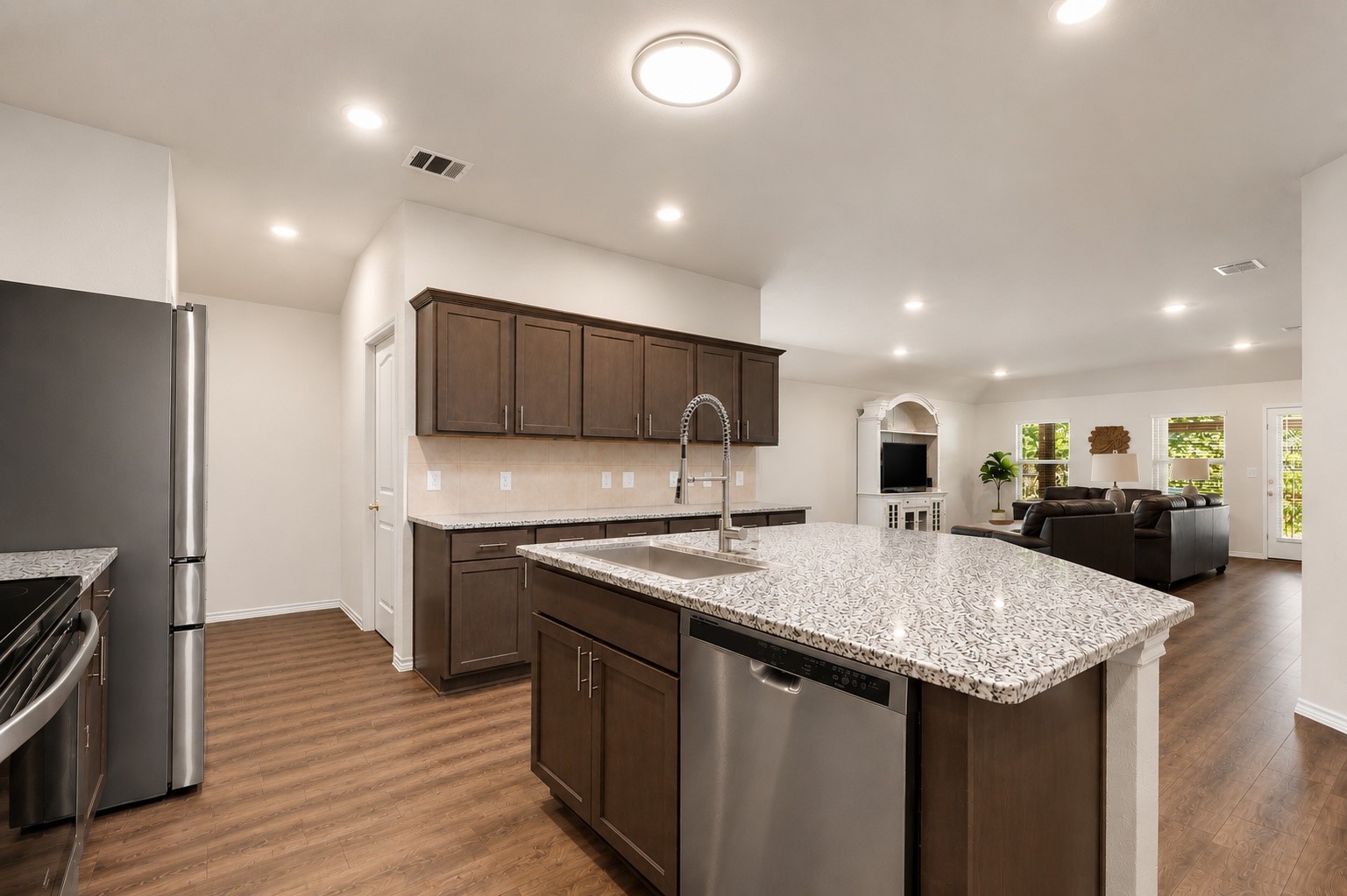 Residential Lease in Fate 4