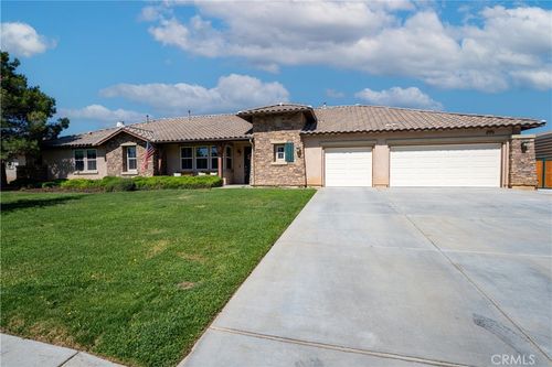 41641 Doverwood Ct, Lancaster, CA, 93536-2805 | Card Image