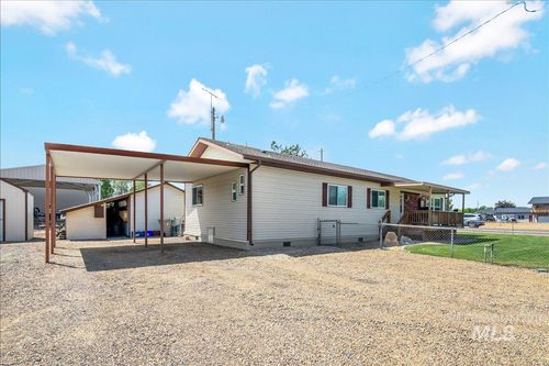 1785 N Haskett St, Mountain Home, ID, 83647-1674 | Card Image
