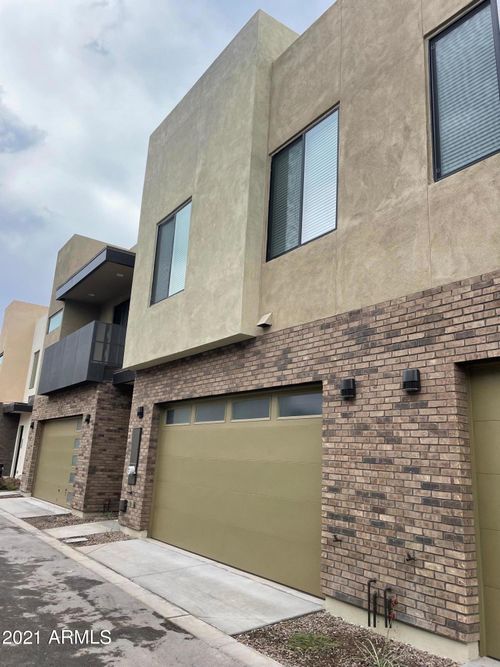 1024-901 S Smith Rd, Tempe, AZ, 85281-7494 | Card Image