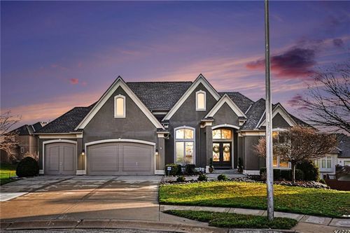 6133 N Cypress Ct, Kansas City, MO, 64119-4600 | Card Image