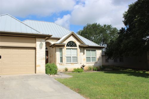 3 Honeysuckle Ln, Wimberley, TX, 78676-2006 | Card Image