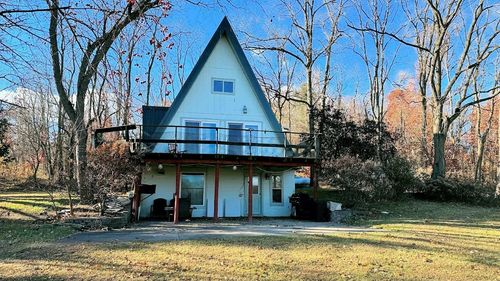 W7438 Freedom Rd, Oxford, WI, 53952-8909 | Card Image