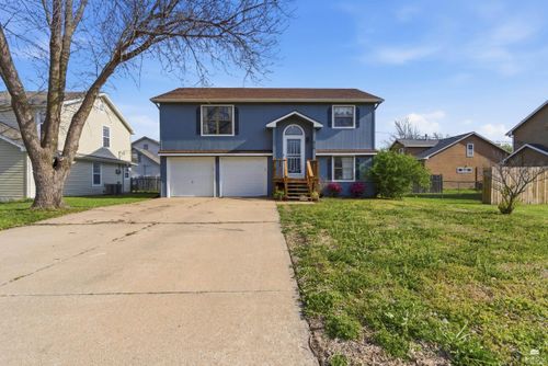 210 Butterfield Road, Manhattan, KS, 66502 | Card Image