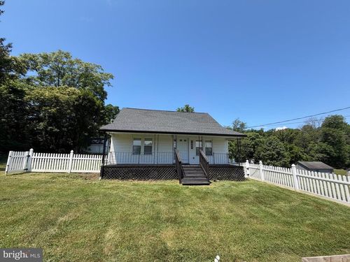 7865 Hedgesville Rd, HEDGESVILLE, WV, 25427-5418 | Card Image
