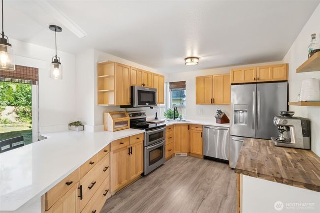 205 Berninger Street, House other with 3 bedrooms, 3 bathrooms and 2 parking in Enumclaw WA | Image 7