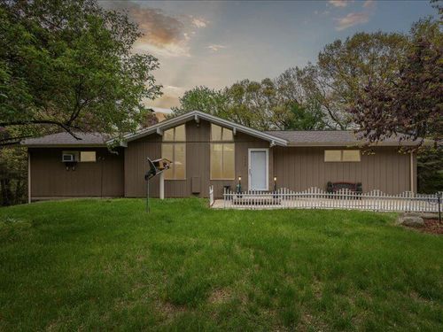 6955 Maple Lane Rd, Rives Junction, MI, 49277-8600 | Card Image