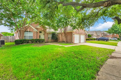 2941 Hastings Dr, Grand Prairie, TX, 75052-4521 | Card Image