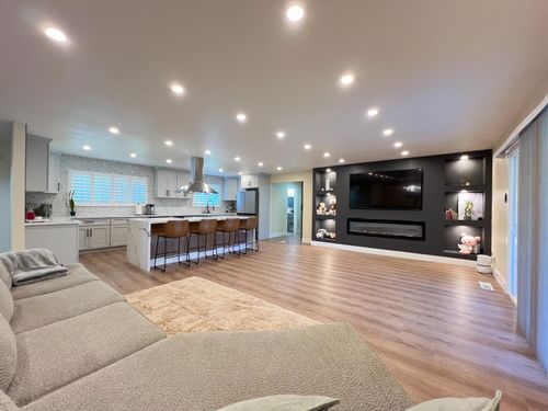 5686 N Briarwood Ave, Fresno, CA, 93711-2503 | Card Image