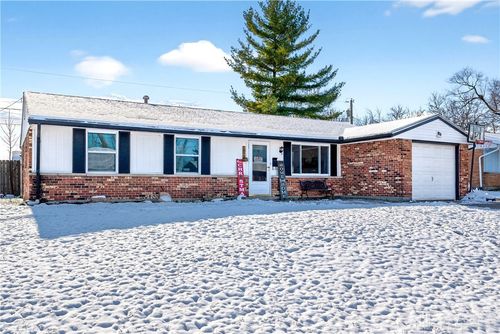 7890 Sebring Dr, Huber Heights, OH, 45424-2232 | Card Image