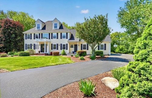22 Nardone Cir, Abington, MA, 02351-2935 | Card Image