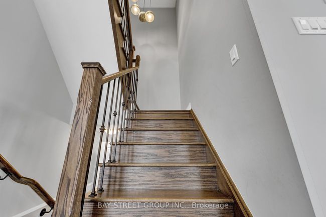 1275 Raspberry Terr, House other with 4 bedrooms, 3 bathrooms and 2 parking in Milton ON | Image 25