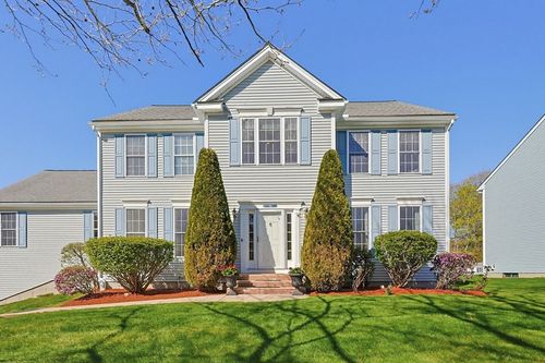 73 Independence Ln, Ashland, MA, 01721-3023 | Card Image