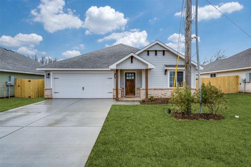 102 Walnut St, Whitesboro, TX, 76273-2135 | Card Image