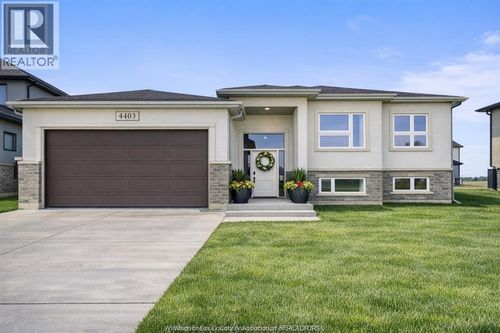 4403 Belmont Ave, Comber, ON, N0P1J0 | Card Image