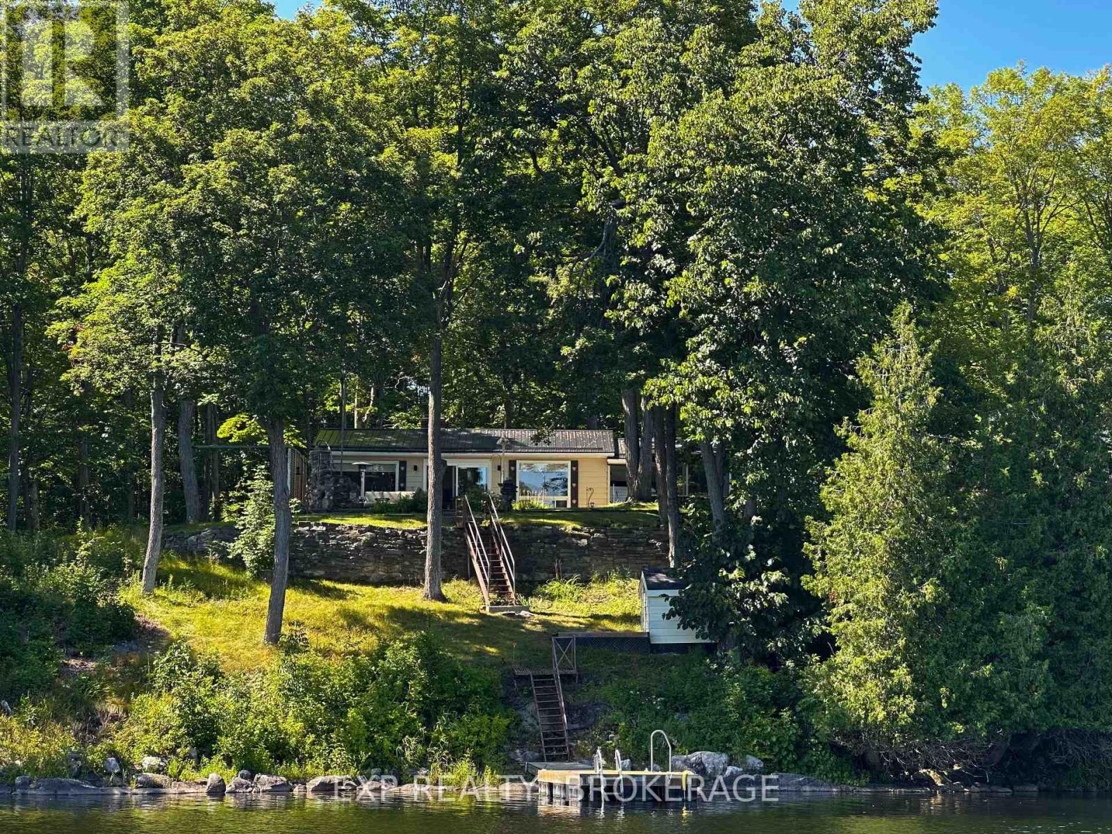 Residential in South Frontenac