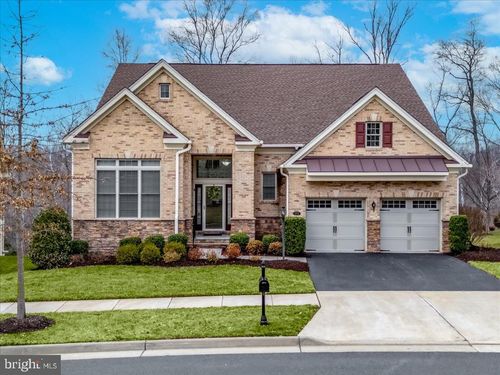 13712 Long Ridge Dr, GAINESVILLE, VA, 20155-4201 | Card Image