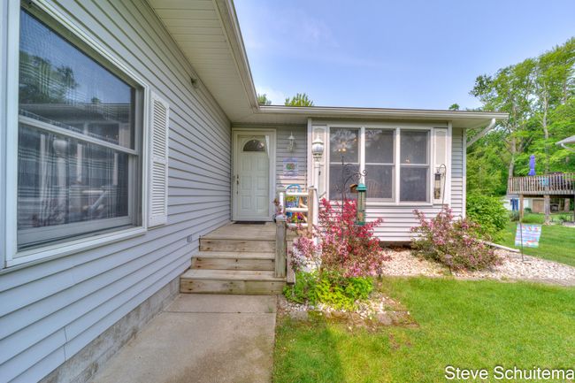 19151 Pine Grove Ct, House other with 2 bedrooms, 2 bathrooms and null parking in Spring Lake MI | Image 7