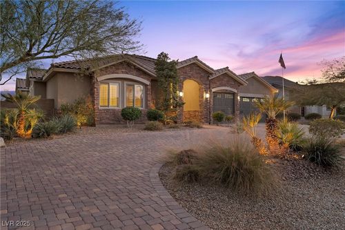 421 Foxhall Rd, Henderson, NV, 89002-9700 | Card Image