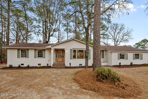 104 Putter Ln, Washington, NC, 27889-9222 | Card Image