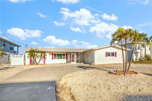 239 Ibis St, FORT MYERS BEACH, FL, 33931-4517 | Card Image