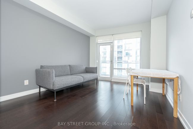 3212 - 21 Widmer St, Condo with 2 bedrooms, 1 bathrooms and null parking in Toronto ON | Image 18