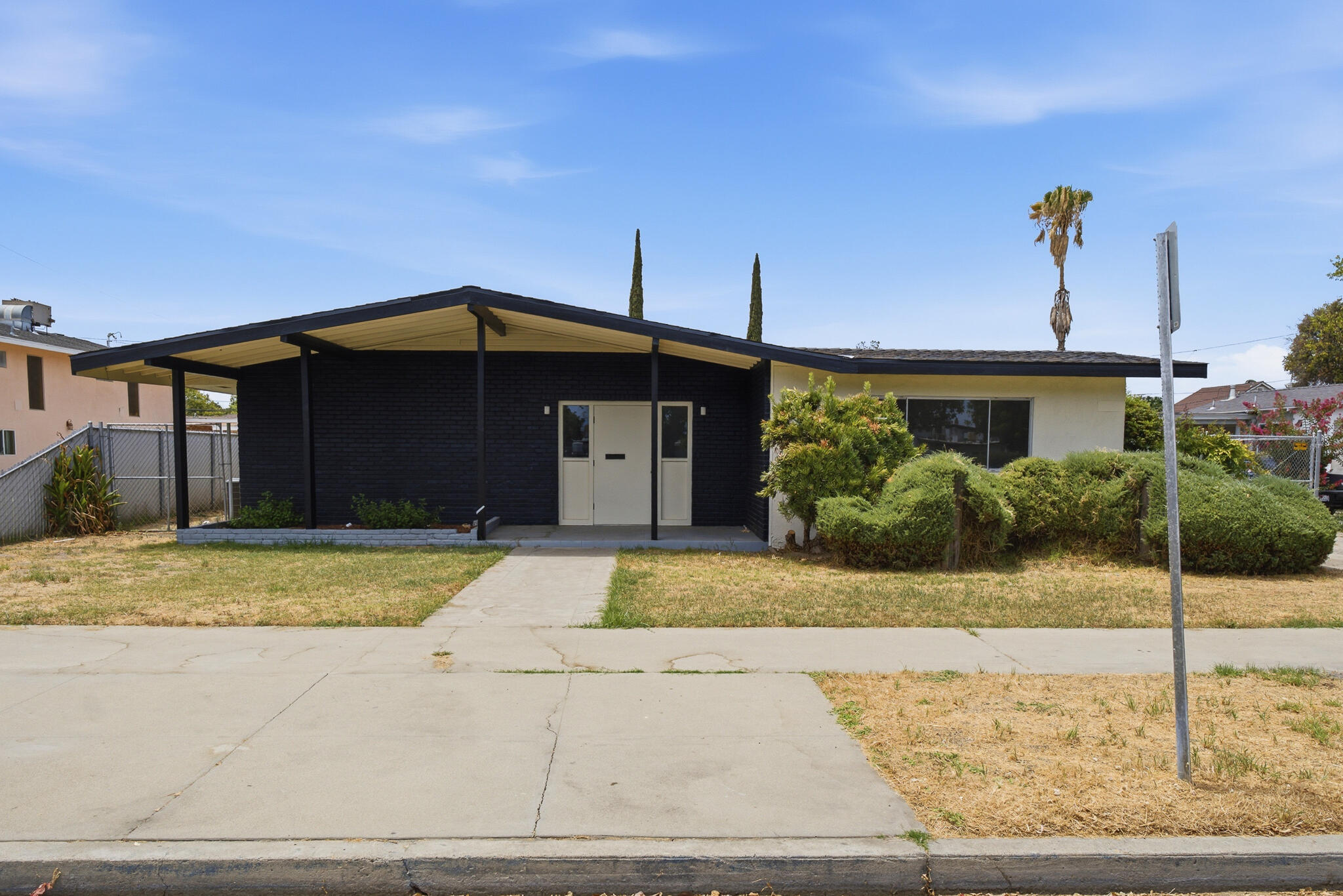 1012 Hale Ave, Corcoran, CA 93212