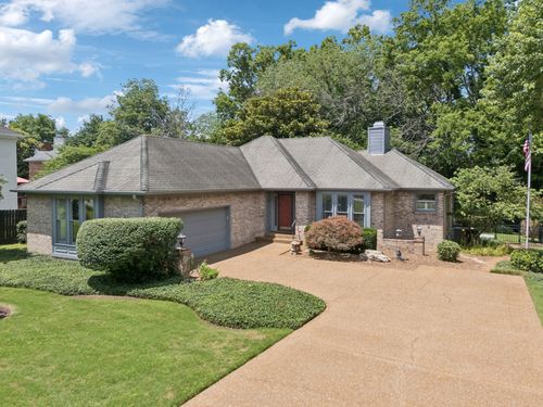 3017 Liberty Hills Dr, Franklin, TN, 37067-5633 | Card Image