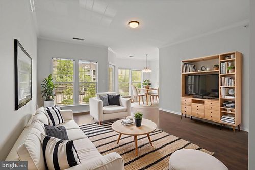 apt-304-1511 N Point Dr, RESTON, VA, 20194-2121 | Card Image