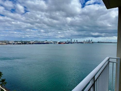 apt-1613-770 Claughton Island Dr, Miami, FL, 33131-2631 | Card Image
