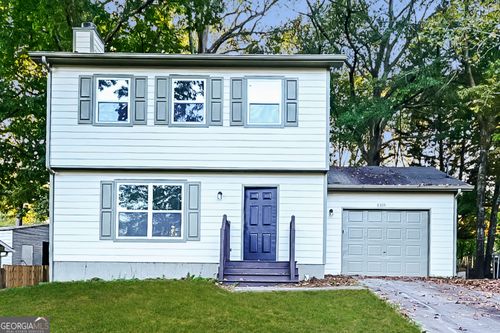 8305 Gledstone Way, Fairburn, GA, 30213-2883 | Card Image