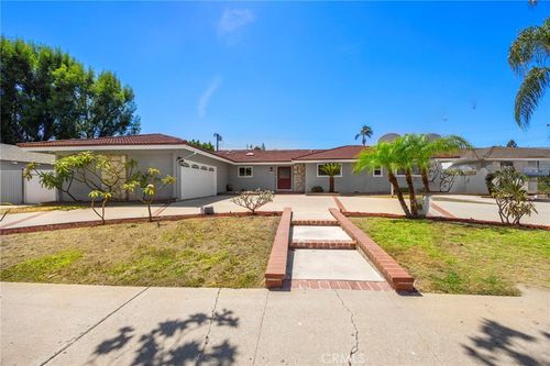 3401 Madonna Dr, Fullerton, CA, 92835 | Card Image