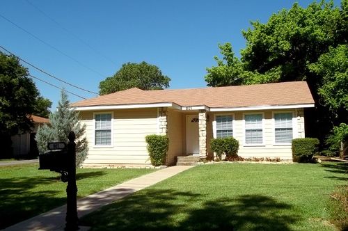 801 Peterson St, Royse City, TX, 75189-2702 | Card Image