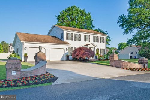 14 N Horseshoe Dr, Milford, DE, 19963-2103 | Card Image