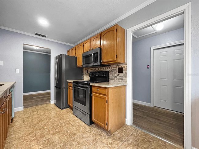 1238 Honeytree Ln E, House other with 2 bedrooms, 2 bathrooms and null parking in LAKELAND FL | Image 6