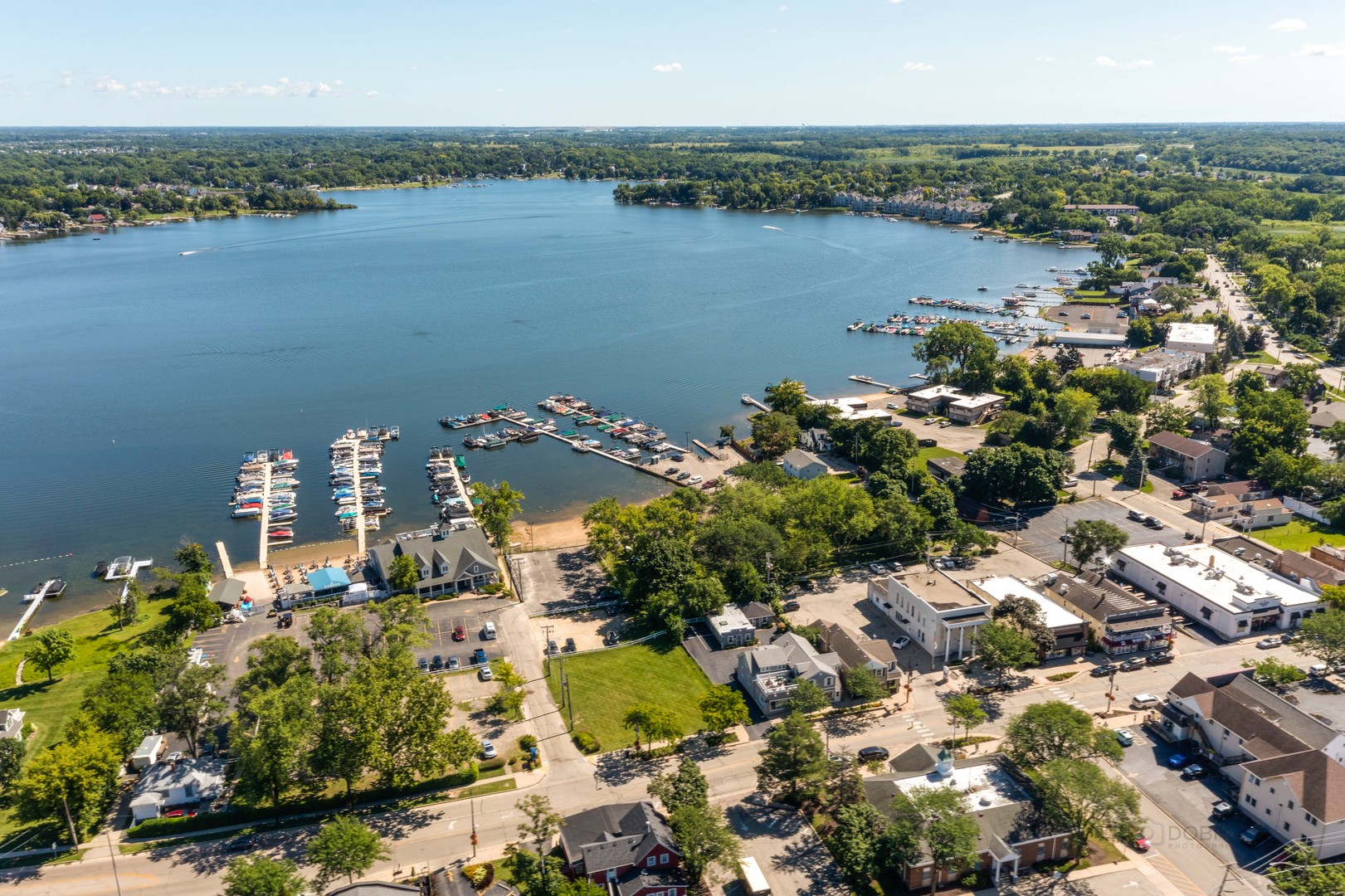 110 N Main St, Wauconda, IL