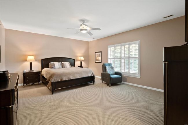 APT-3C - 505 N And South Rd, Condo with 3 bedrooms, 3 bathrooms and 2 parking in University City MO | Image 19