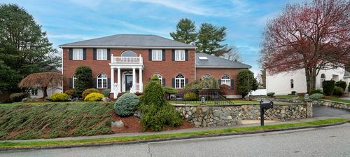 12 Ledgewood Rd, Saugus, MA, 01906-3184 | Card Image