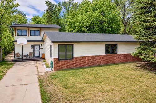 4533 S Canyon Rd, Rapid City, SD, 57702-1881 | Card Image